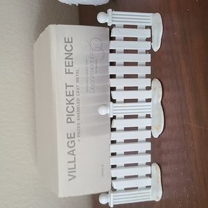 Department 56 Picket Fence